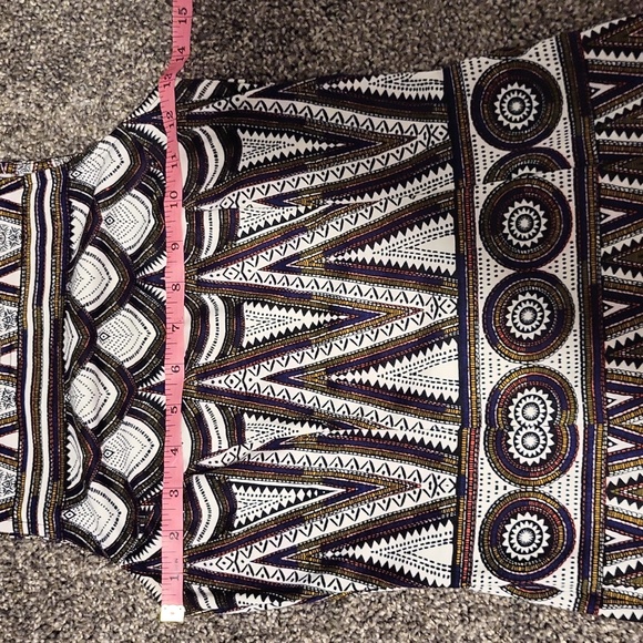 H&M pattern dress. Size XS - Picture 6 of 7